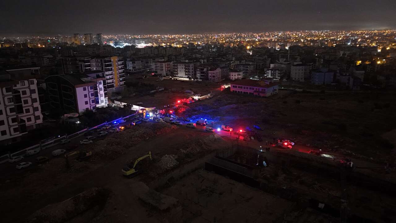 Hortum işçi konteynerlerini parçaladı! 4 ölü, 1 yaralı var 13